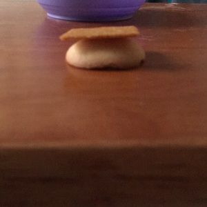 Offbrand vanilla wafer and wheat thin